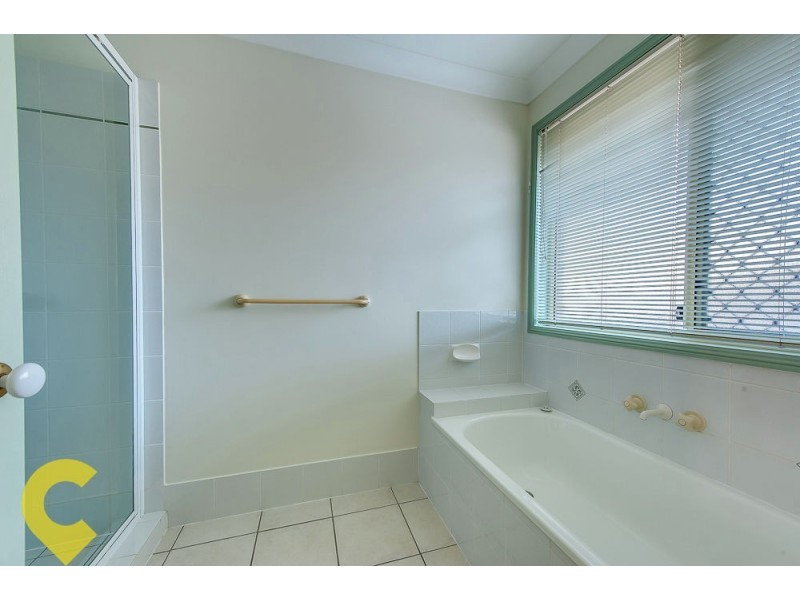 52 Leyburn Crescent, Forest Lake QLD 4078