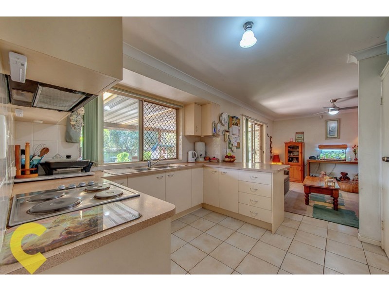 48 Haldham Crescent, Regents Park QLD 4118