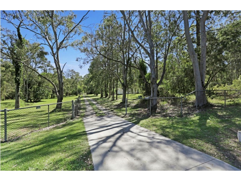 130 Falkland Street, Pallara QLD 4110