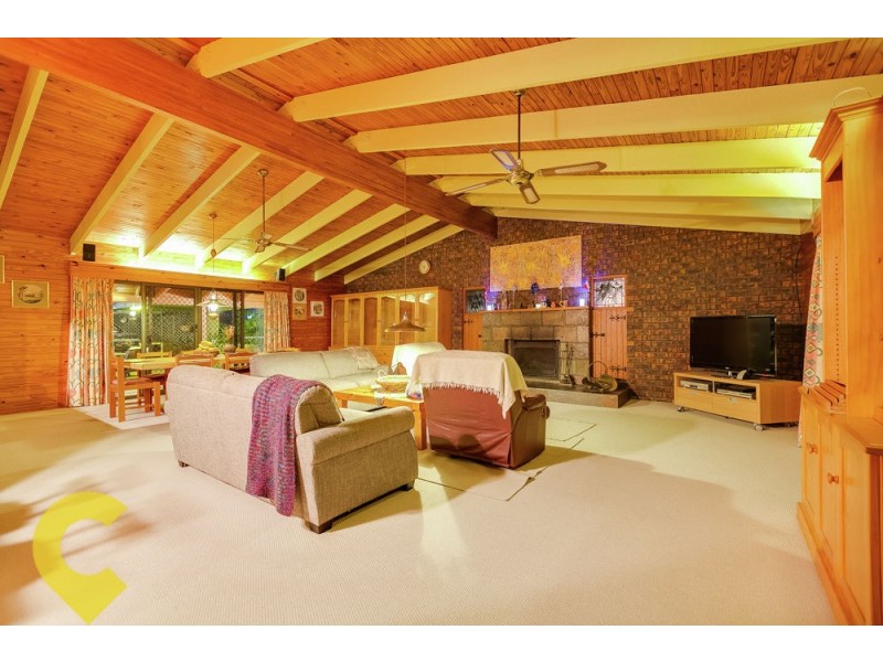 37 Addison Road, Camira QLD 4300