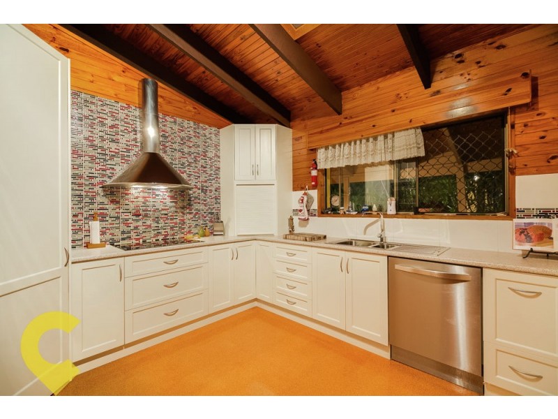 37 Addison Road, Camira QLD 4300