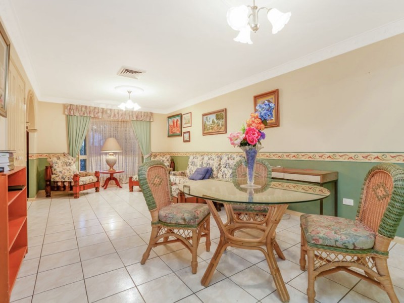 22 Frankenia Court, Regents Park QLD 4118