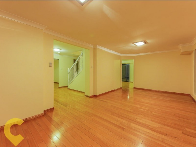 45 Cribb Road, Carindale QLD 4152