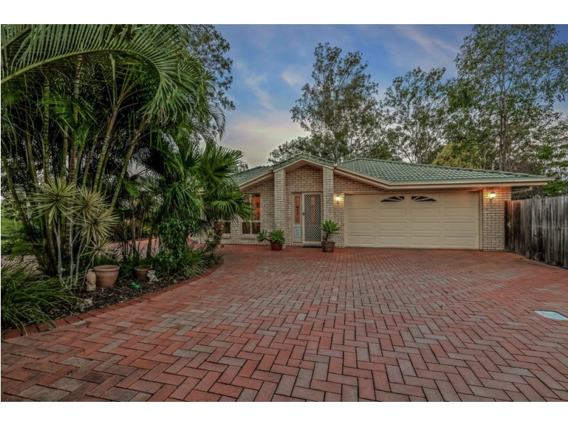 7 Curlew Place, Riverhills QLD 4074