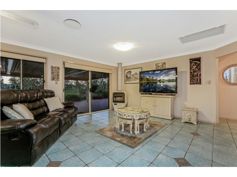 7 Curlew Place, Riverhills QLD 4074