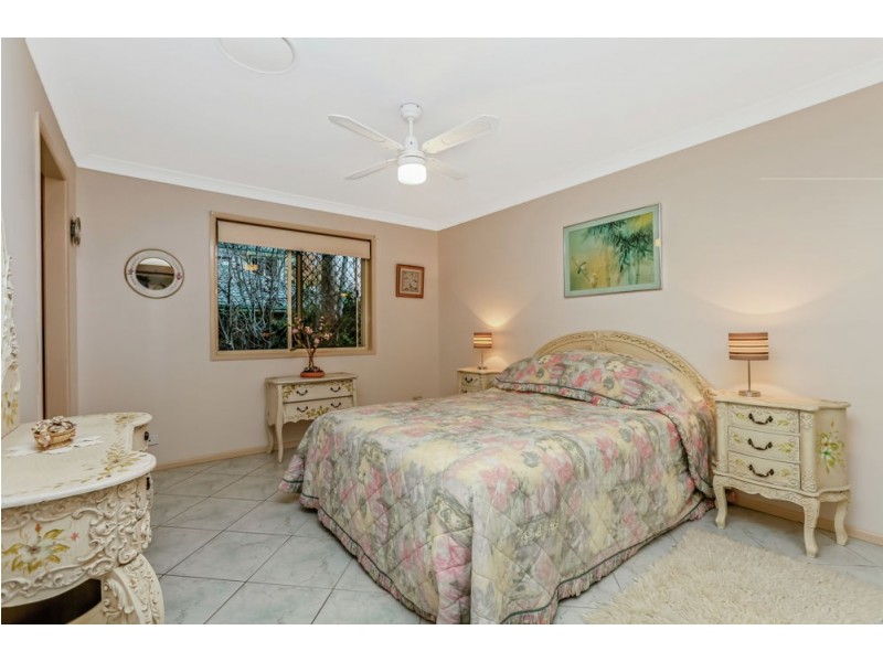 7 Curlew Place, Riverhills QLD 4074