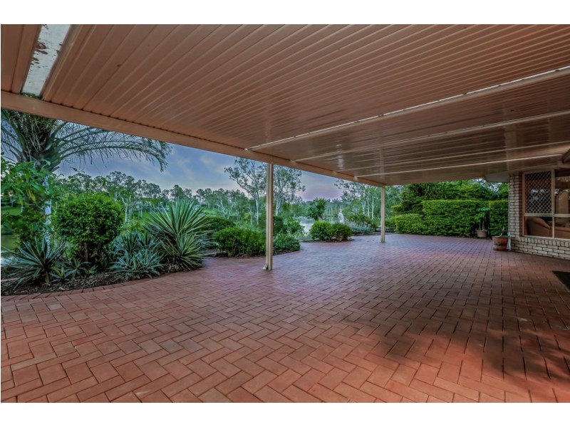 7 Curlew Place, Riverhills QLD 4074