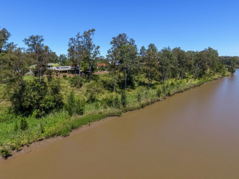 7 Curlew Place, Riverhills QLD 4074