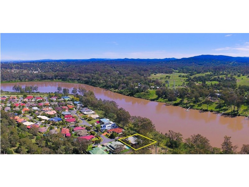 7 Curlew Place, Riverhills QLD 4074