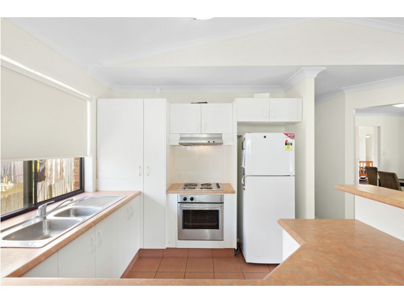 29 Columbus Place, Forest Lake QLD 4078