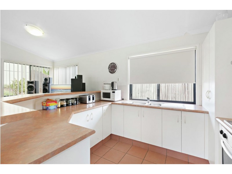 29 Columbus Place, Forest Lake QLD 4078