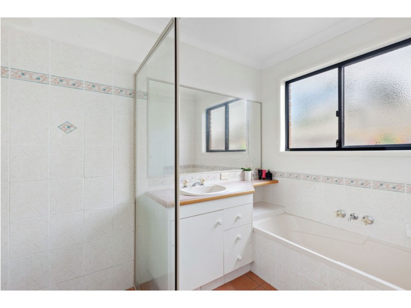 29 Columbus Place, Forest Lake QLD 4078