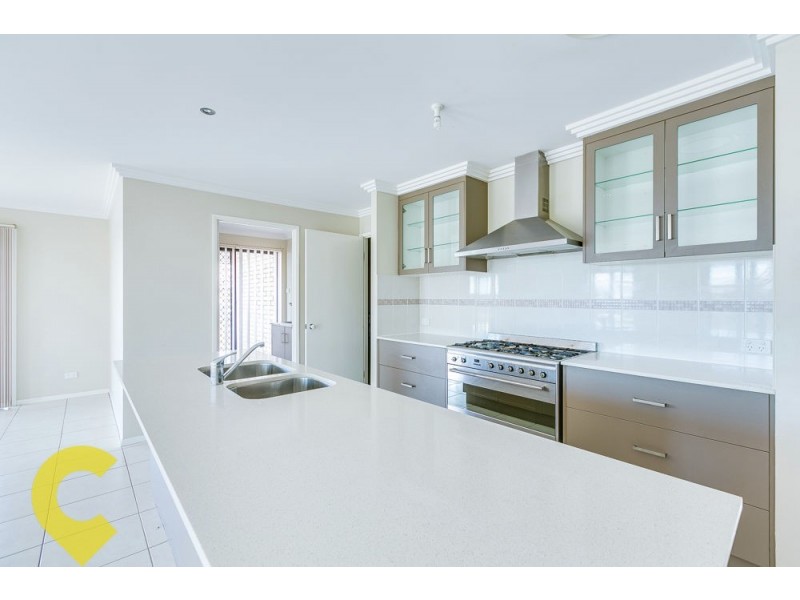 22 Fontana Way, Springfield Lakes QLD 4300