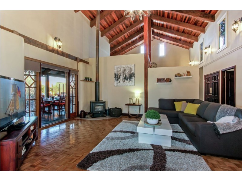 13 Vaucluse Street, Forest Lake QLD 4078