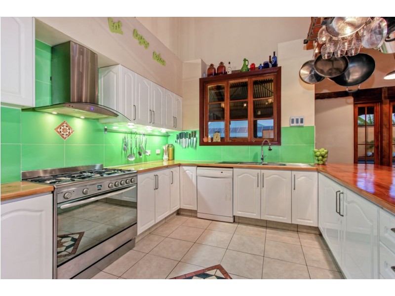 13 Vaucluse Street, Forest Lake QLD 4078