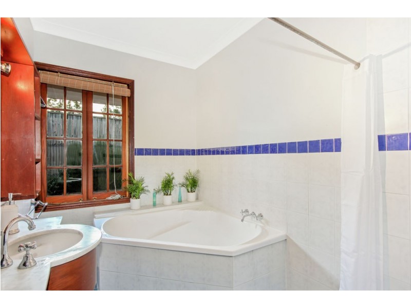 13 Vaucluse Street, Forest Lake QLD 4078