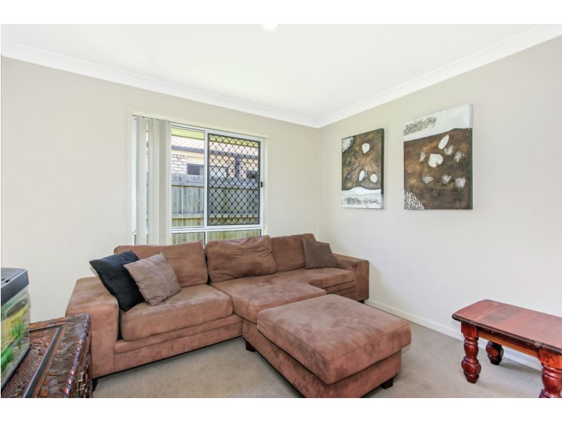 8 Lilly Pilly Street, Heathwood QLD 4110