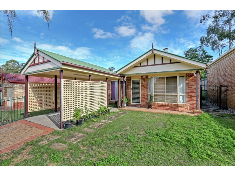 16 Murray Place, Forest Lake QLD 4078