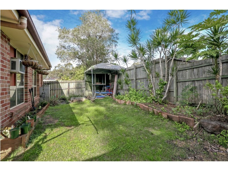 16 Murray Place, Forest Lake QLD 4078