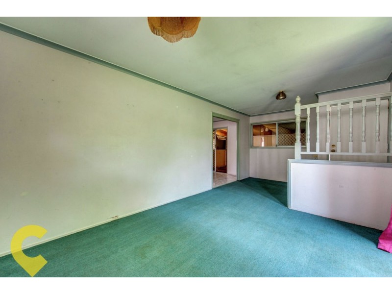 7 Clover Court, Regents Park QLD 4118