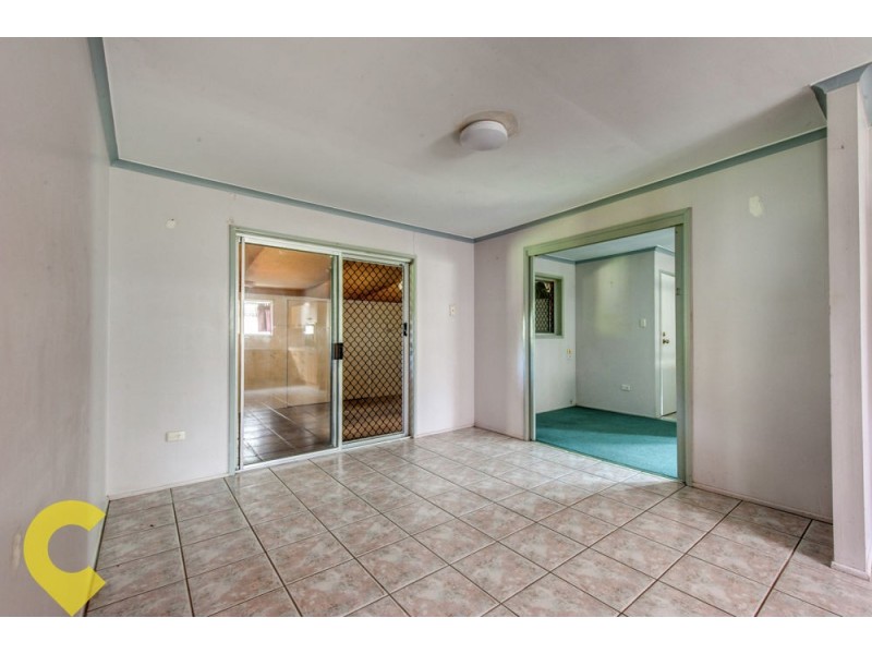 7 Clover Court, Regents Park QLD 4118