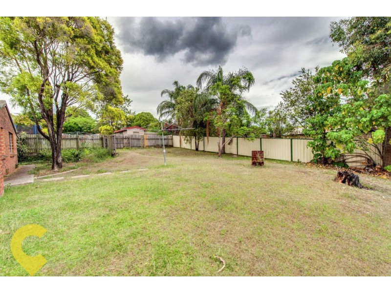 7 Clover Court, Regents Park QLD 4118
