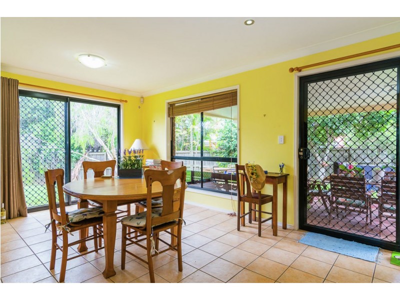 37 Crestwood Place, Moggill QLD 4070