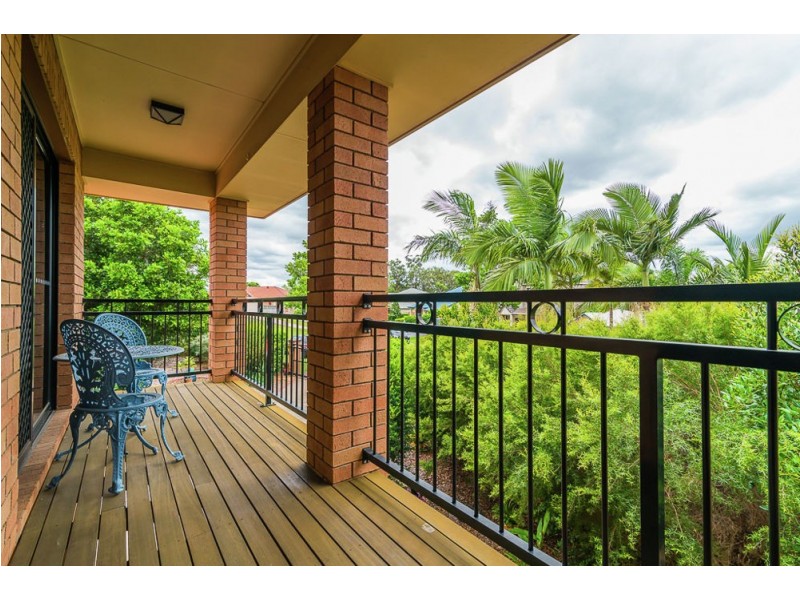 37 Crestwood Place, Moggill QLD 4070