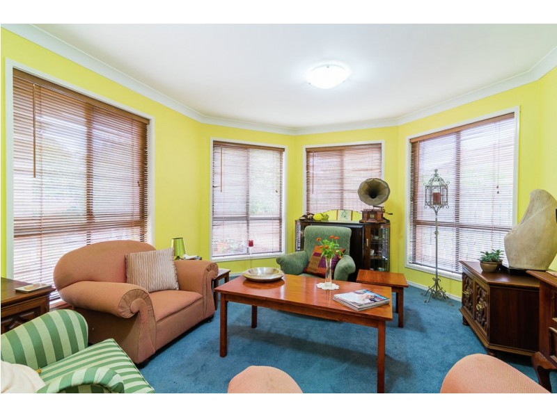 37 Crestwood Place, Moggill QLD 4070