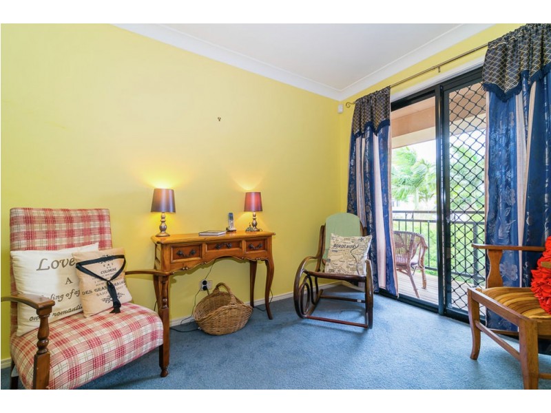 37 Crestwood Place, Moggill QLD 4070