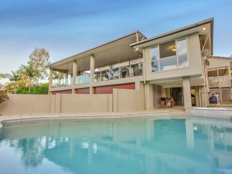 5 Sturt Court, Mount Ommaney QLD 4074