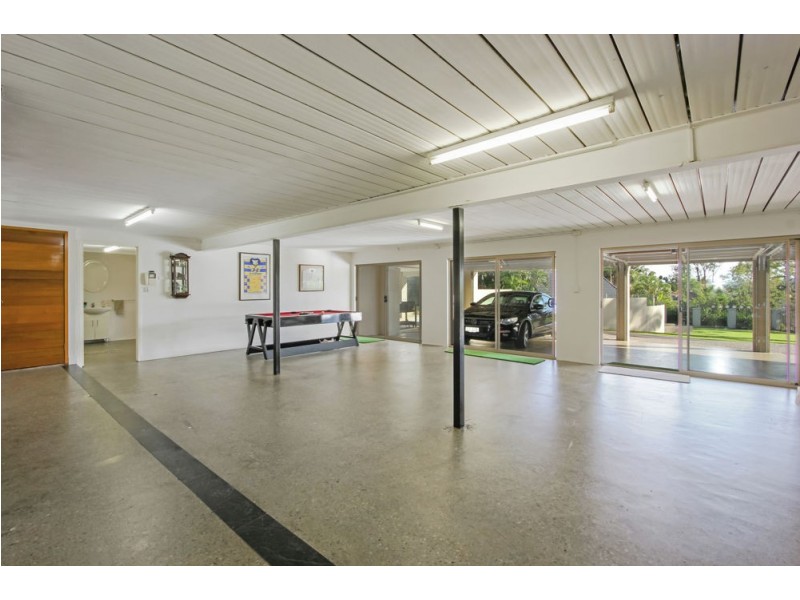 5 Sturt Court, Mount Ommaney QLD 4074