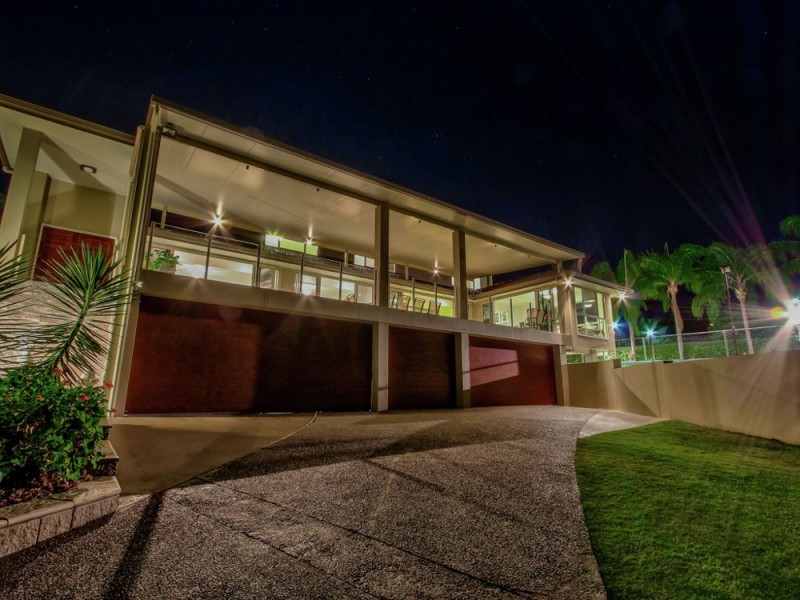 5 Sturt Court, Mount Ommaney QLD 4074