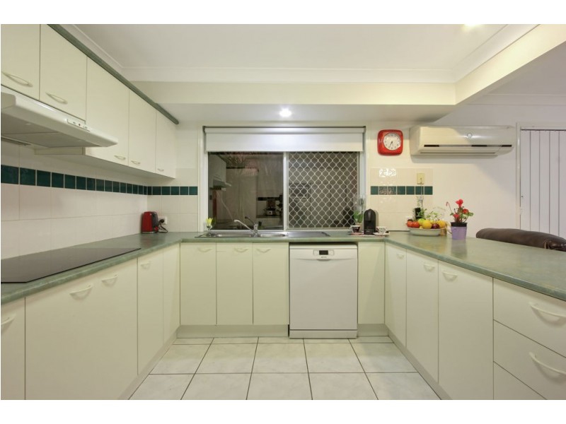 29 Cottonwood Crescent, Calamvale QLD 4116