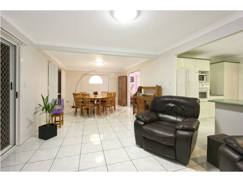 29 Cottonwood Crescent, Calamvale QLD 4116