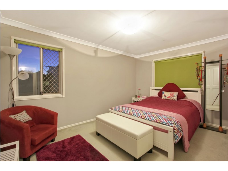 29 Cottonwood Crescent, Calamvale QLD 4116
