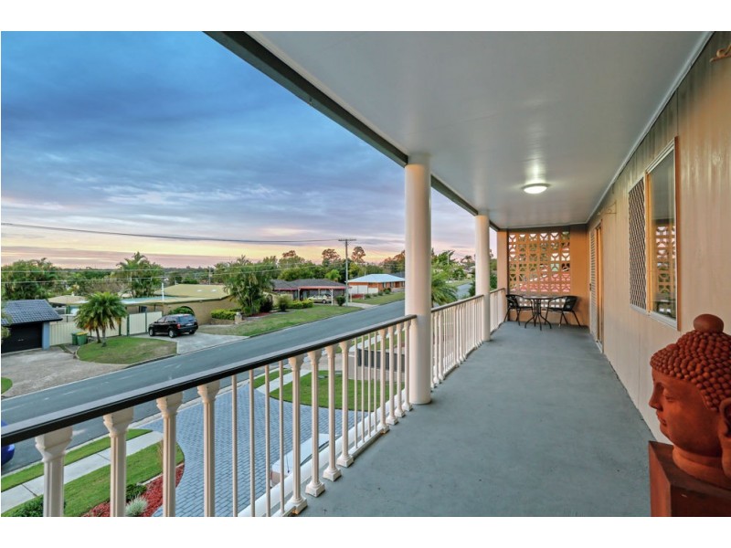 23 Dryade Street, Regents Park QLD 4118