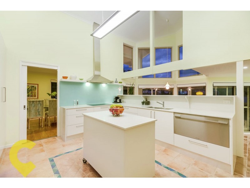 31 Baikal Place, Westlake QLD 4074