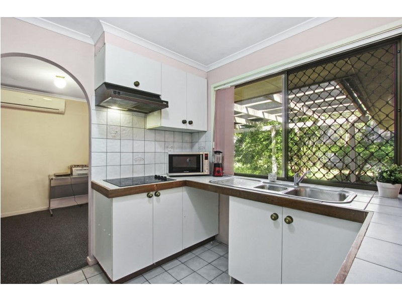 26 Loddon Street, Riverhills QLD 4074