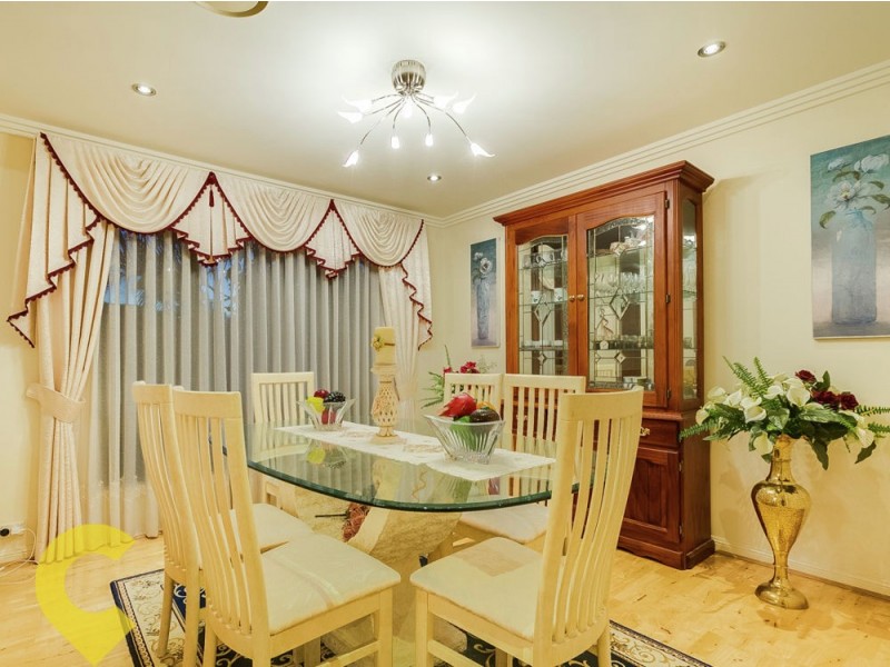 11 Mount Archer Road, Parkinson QLD 4115