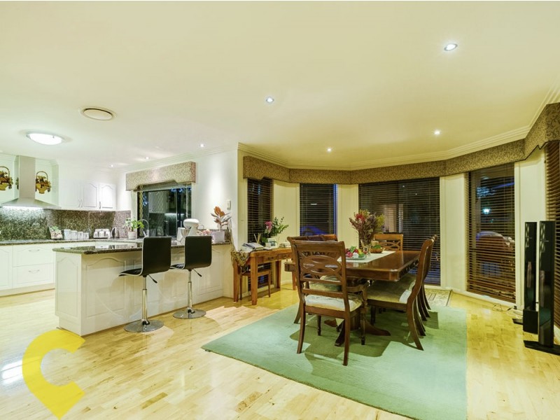 11 Mount Archer Road, Parkinson QLD 4115