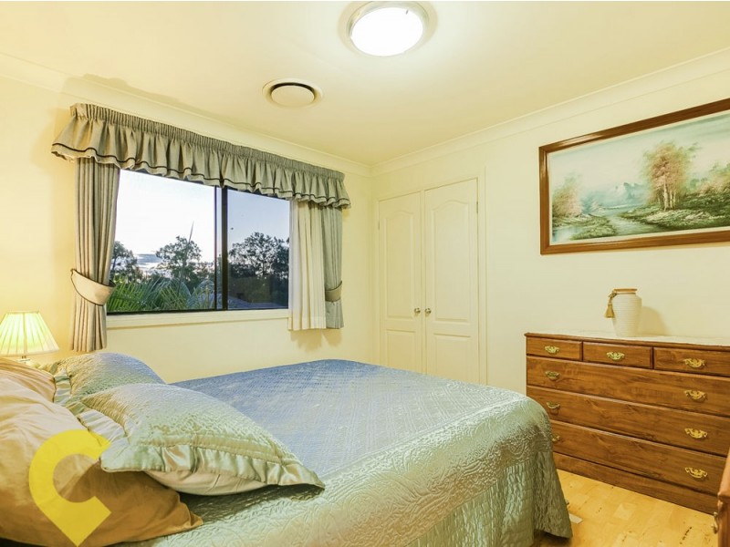 11 Mount Archer Road, Parkinson QLD 4115