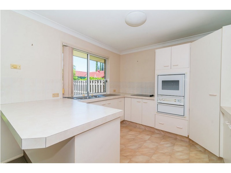 14 Evergreen Place, Forest Lake QLD 4078