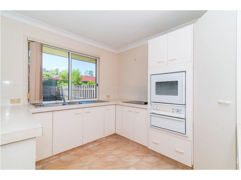 14 Evergreen Place, Forest Lake QLD 4078