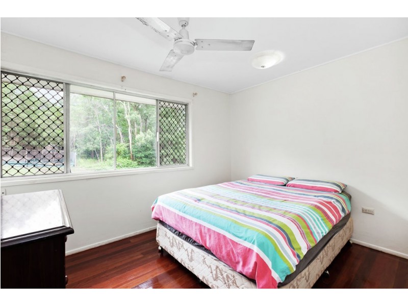 80 Valance Street, Oxley QLD 4075