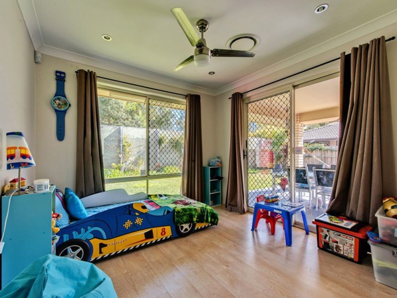 53 Juniper Street, Heathwood QLD 4110