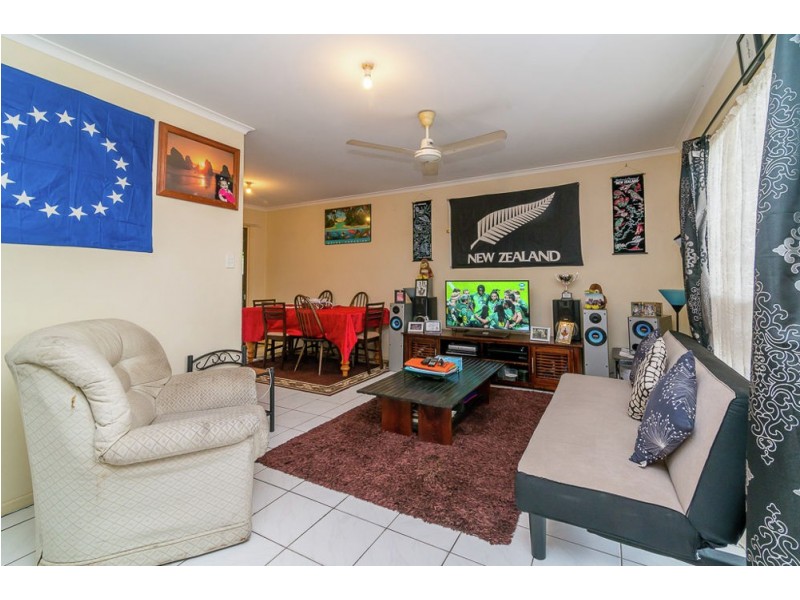 42 Strathallen Drive, Boronia Heights QLD 4124