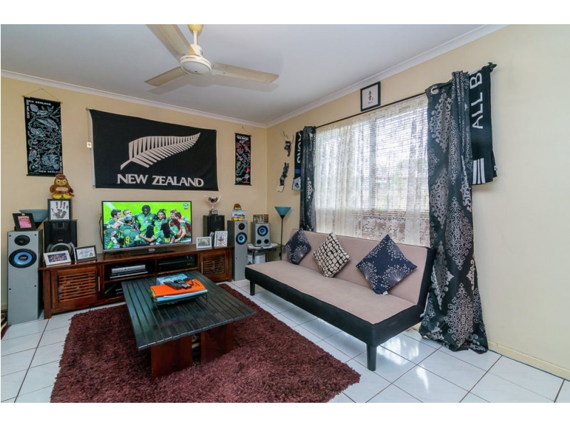 42 Strathallen Drive, Boronia Heights QLD 4124