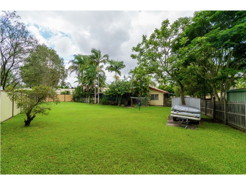 42 Strathallen Drive, Boronia Heights QLD 4124