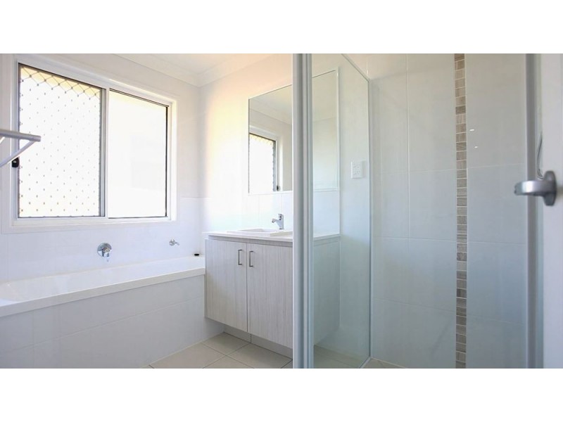15 Finley Street, Gleneagle QLD 4285